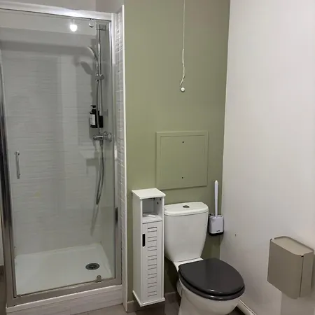 - Metro Leo Lagrange - 2 Pieces Avec Balcon * Villejuif